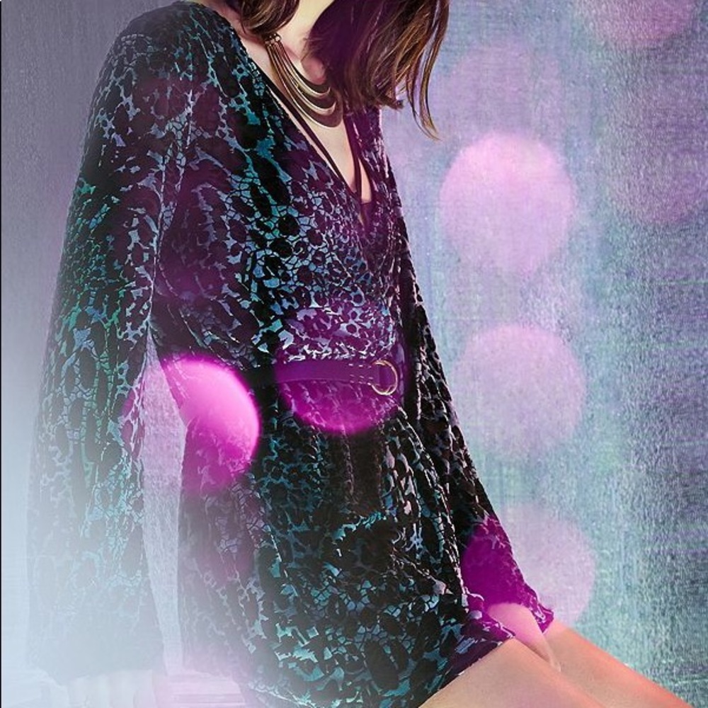 Velvet ecoté romper